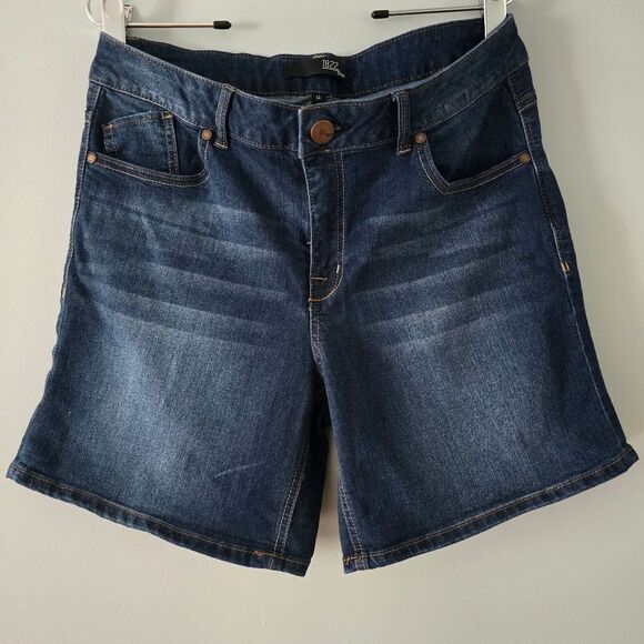 1822 Denim Super Soft High Tech Stretch Shorts Size 14 - Picture 1 of 4